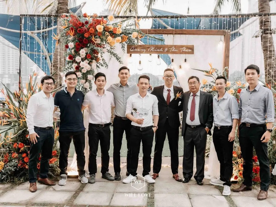 24-1 ThuThao_may1PS074