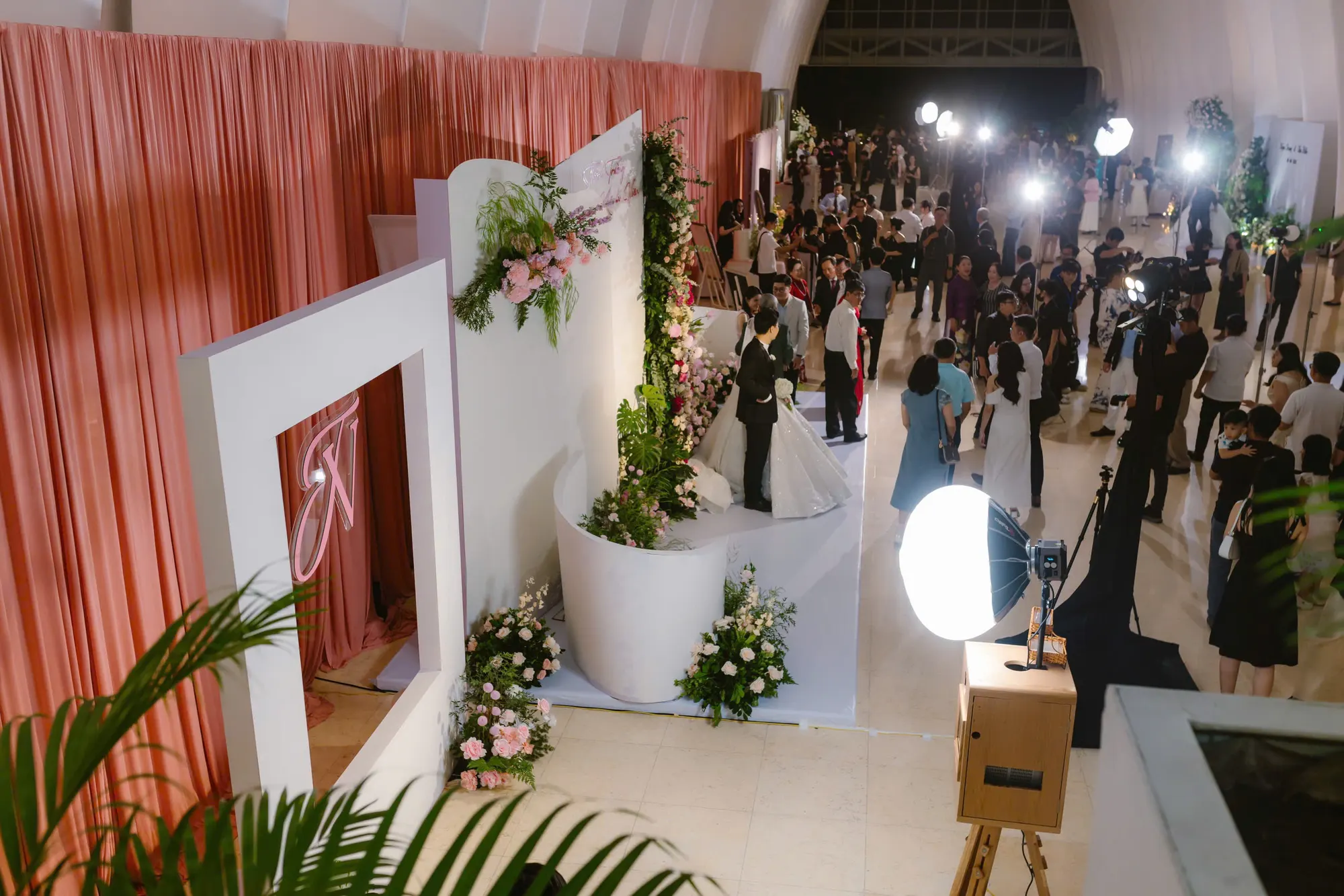 Photo Booth Cho Tiệc Cưới & Sự Kiện
